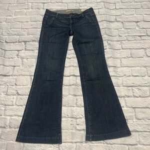 Gap Curvy Flare Jean